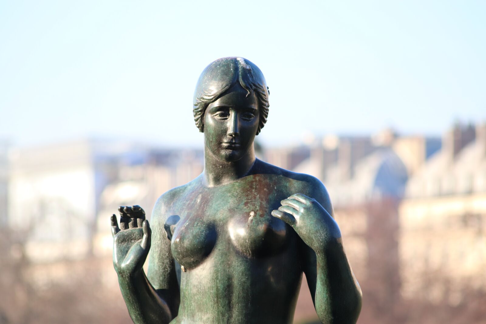 Canon EOS 800D (EOS Rebel T7i / EOS Kiss X9i) sample photo. Sculpture, statue, bronze photography