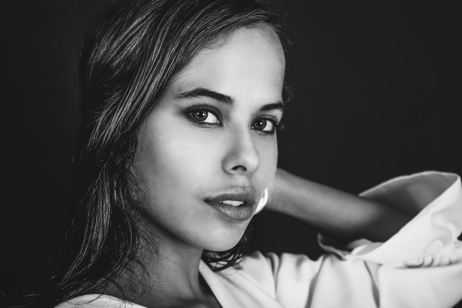 Canon EOS 6D Mark II sample photo. Studio, model, portrait photography