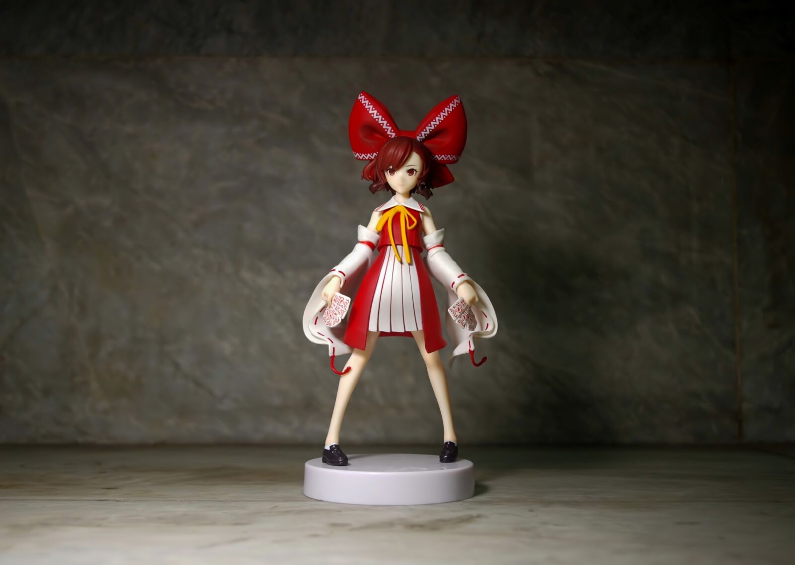 Pentax K-r sample photo. Red ribbon, girl, young photography