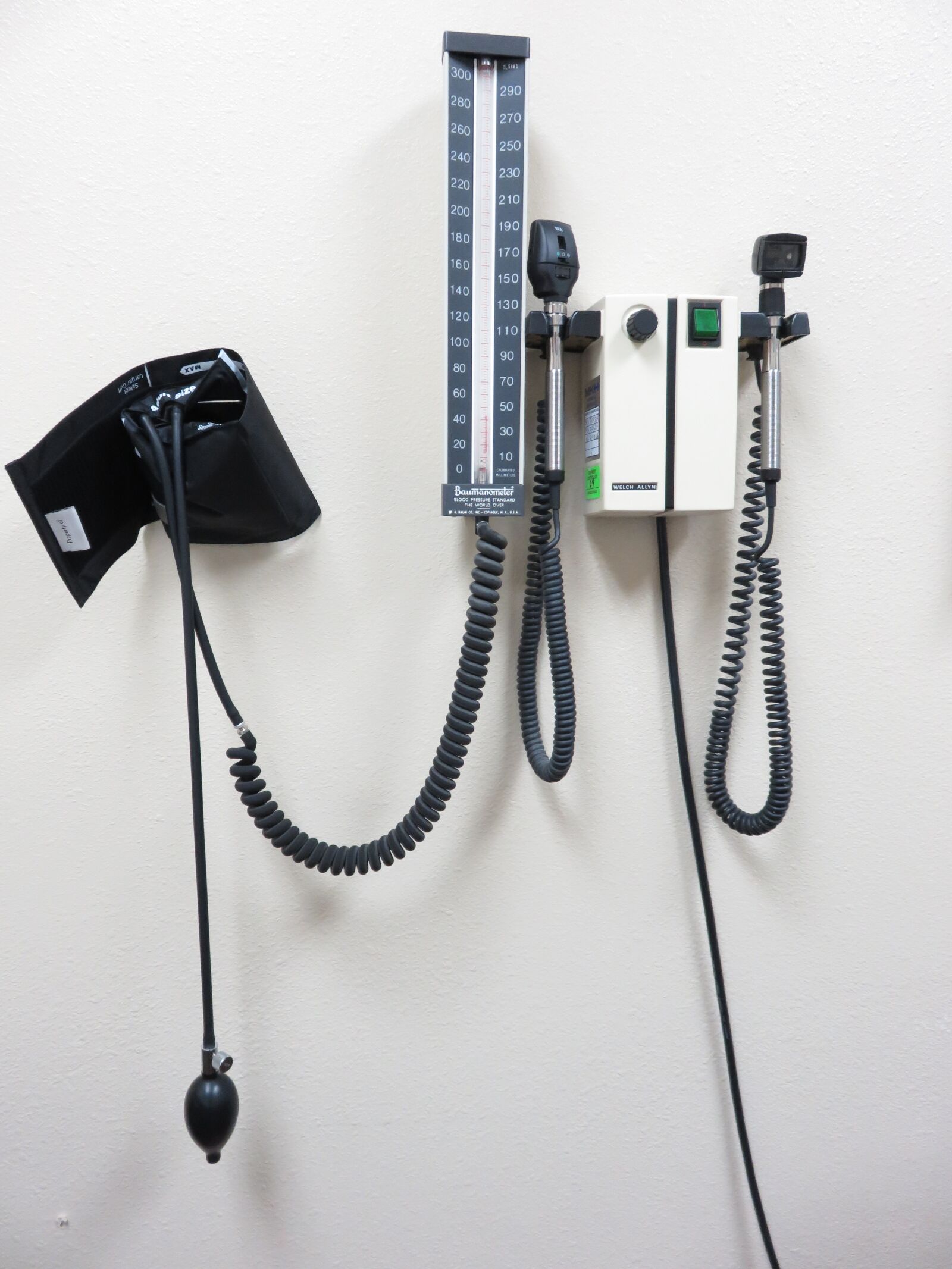 Canon PowerShot SX700 HS sample photo. Blood pressure, hypertension, equipment photography