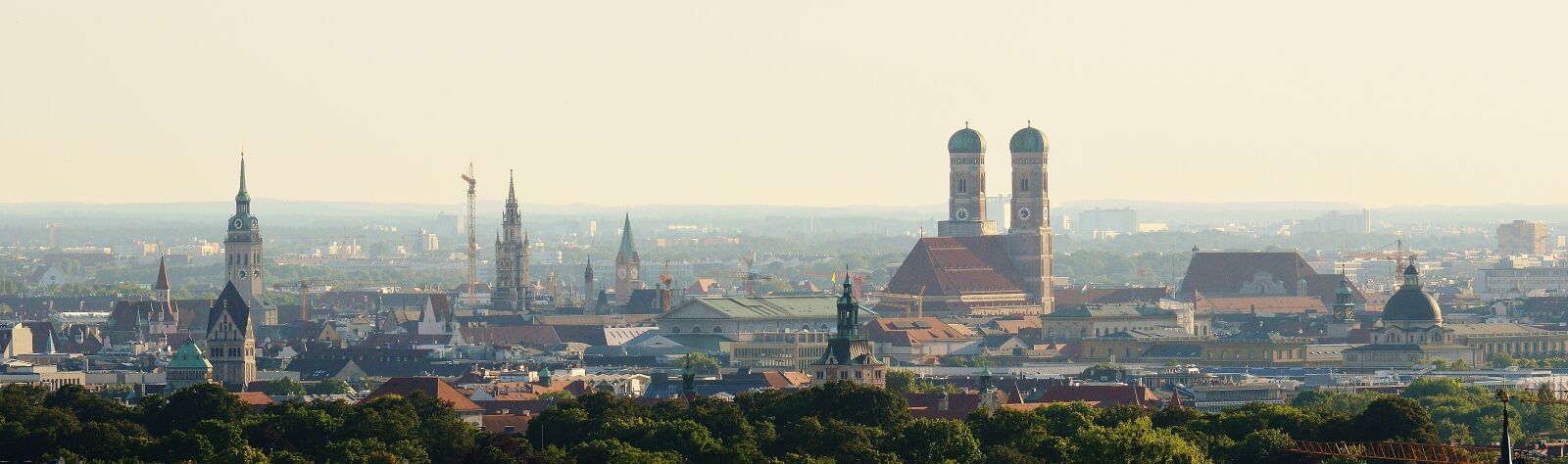 Nikon D3200 sample photo. Munich, frauenkirche, bavaria photography