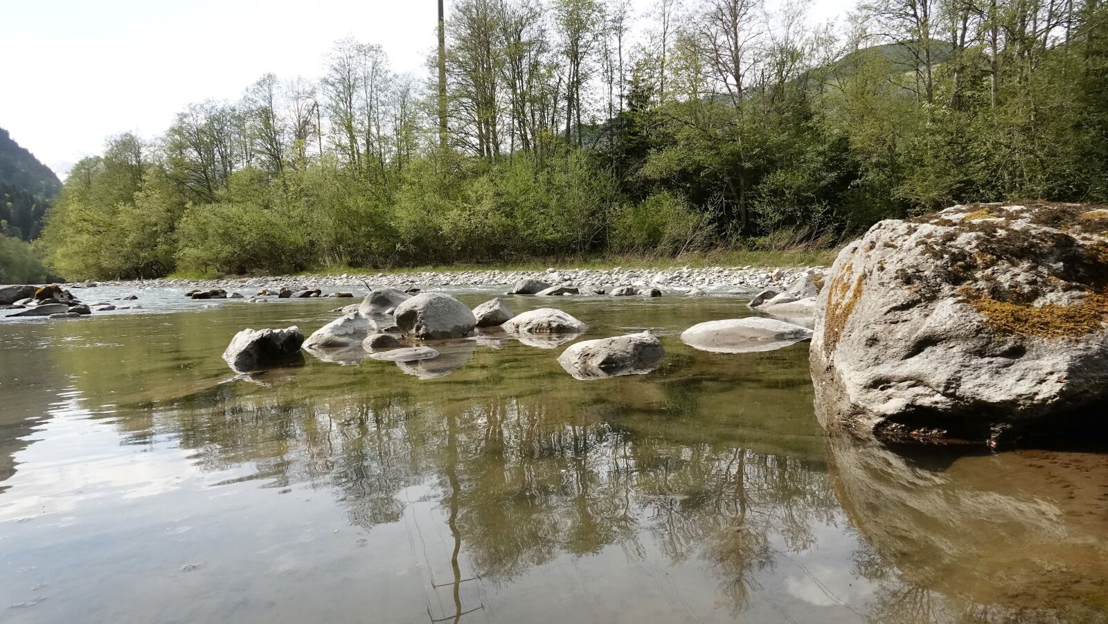Sony DSC-RX100M7 sample photo. Rhine, stones, waters photography