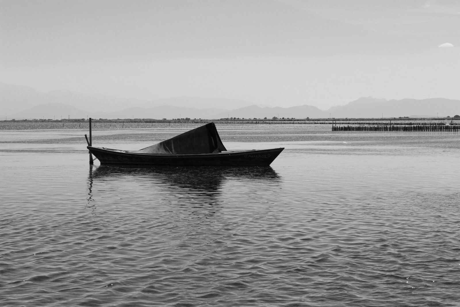 Canon EOS 700D (EOS Rebel T5i / EOS Kiss X7i) sample photo. Messolongi, greece, black white photography