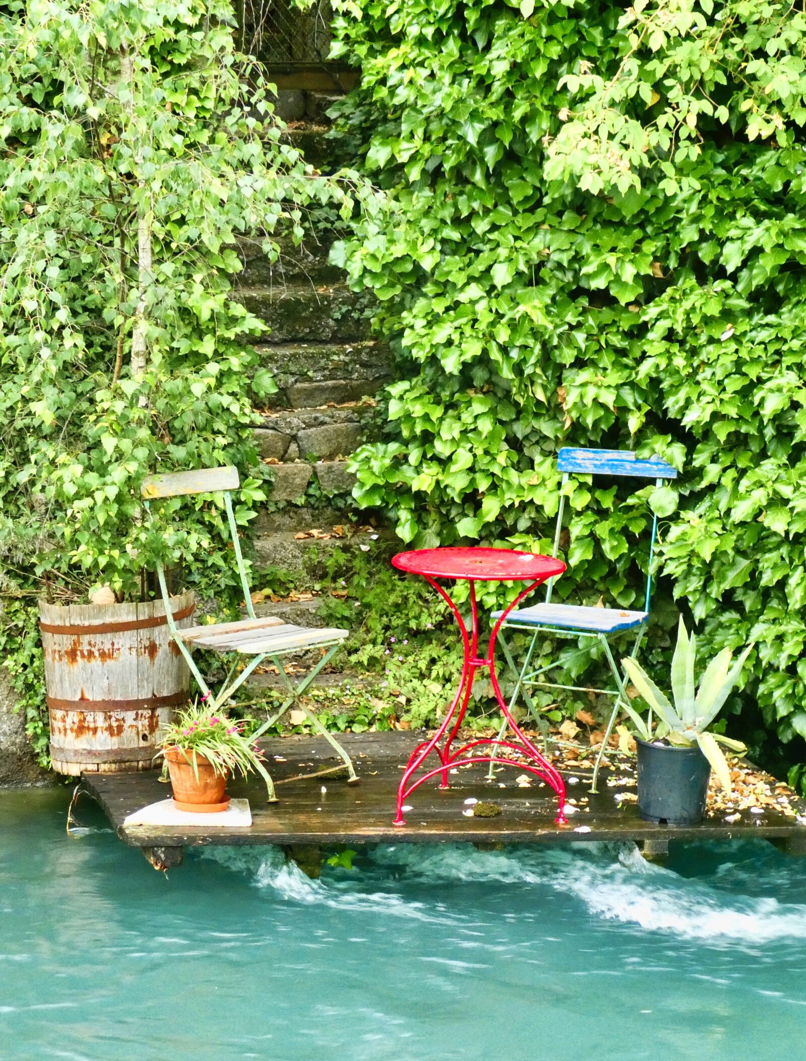 Panasonic Lumix DC-ZS70 (Lumix DC-TZ90) sample photo. Sit, relax, personal photography