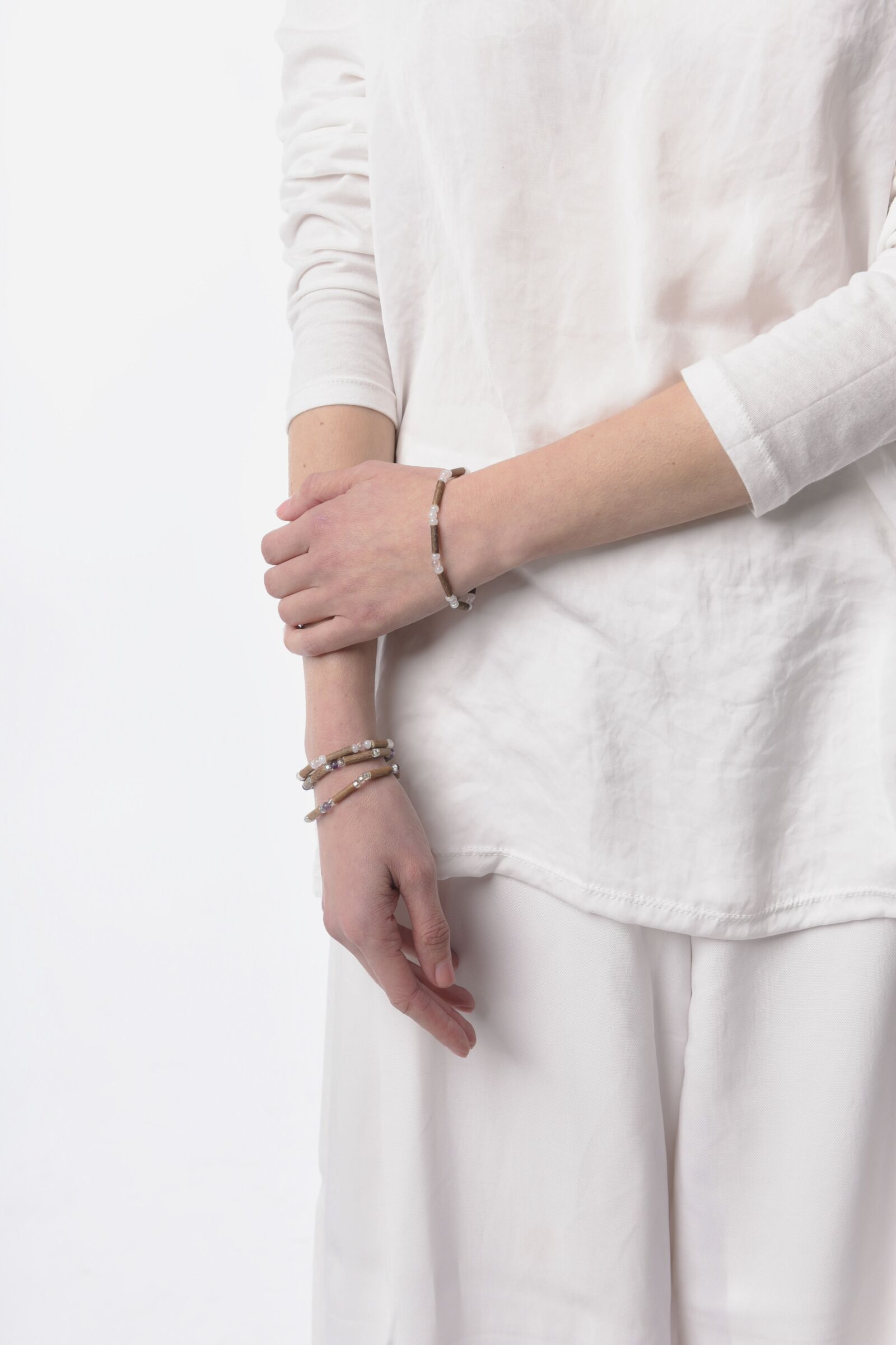 Nikon D750 sample photo. Hands, white, style photography