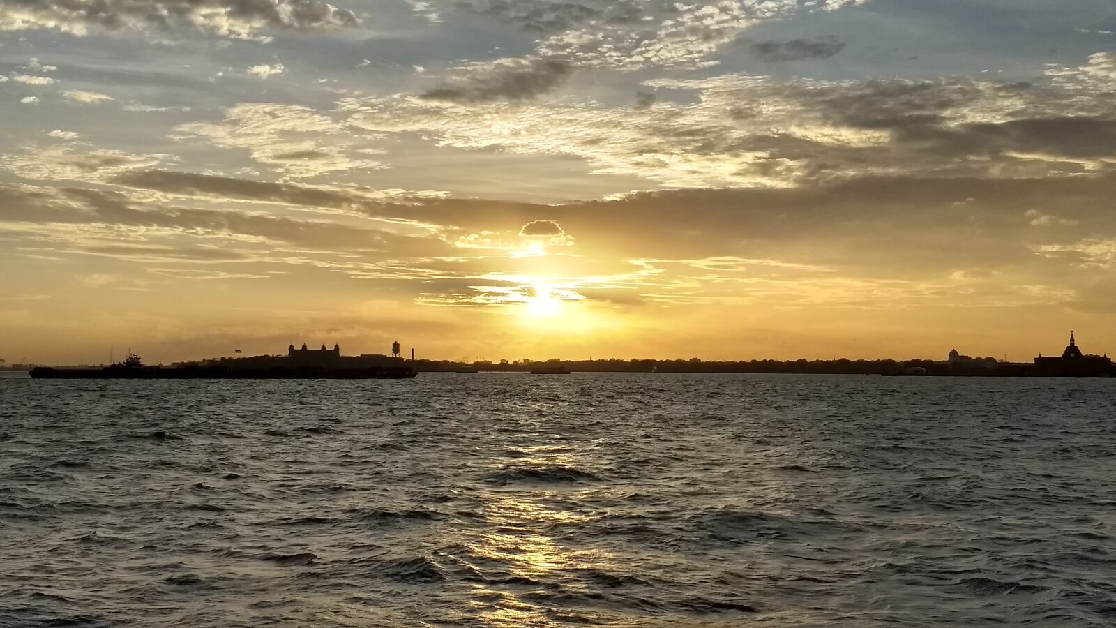 Motorola Moto G (5) Plus sample photo. Water, sun, scenery photography