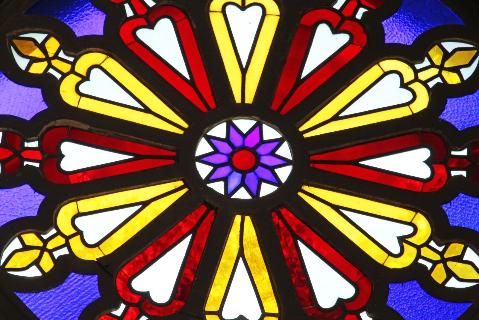 Canon EF-S 55-250mm F4-5.6 IS STM sample photo. Church window, stained glass photography