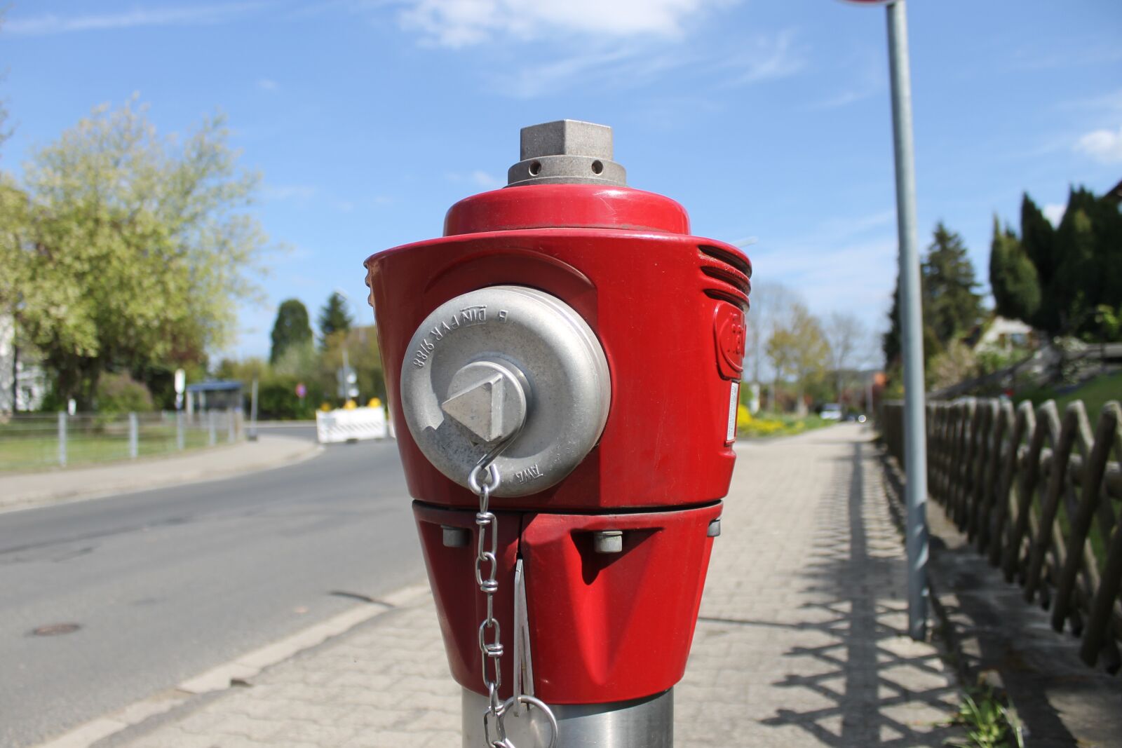 Canon EOS 1100D (EOS Rebel T3 / EOS Kiss X50) sample photo. Fire hydrant, hydrant, fire photography