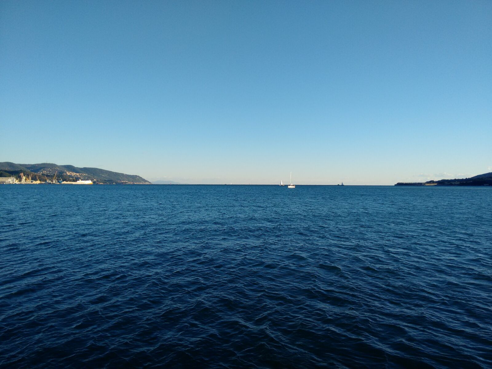 Motorola Moto G (2nd Gen) sample photo. Boats, boat, sea photography
