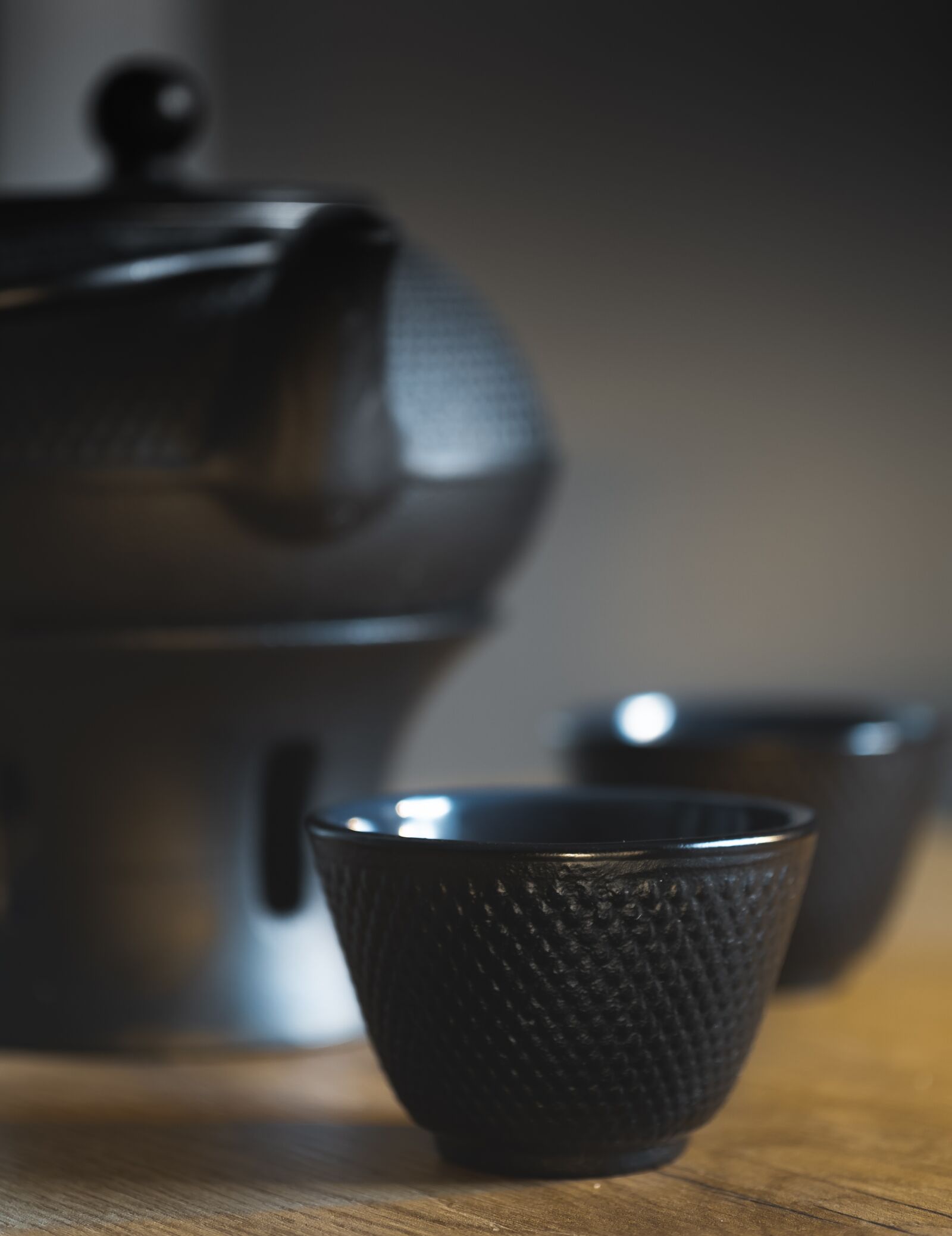Sony a6000 + E 60mm F2.8 sample photo. Tee, tea kettles, teacup photography