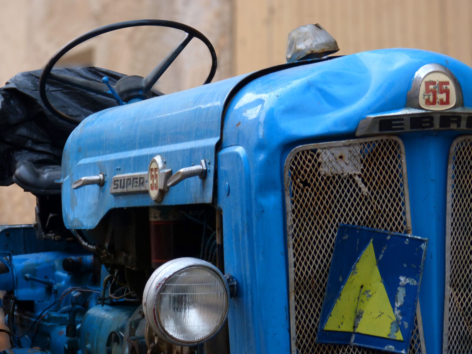 Panasonic DMC-FZ62 sample photo. Tractor, old, vintage photography