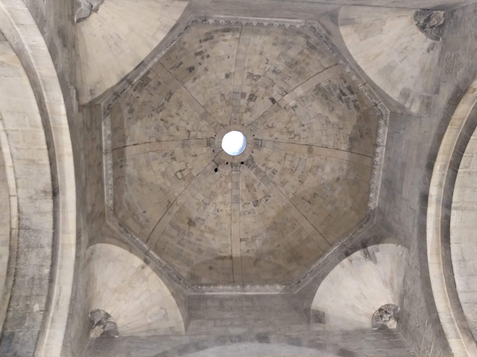 Xiaomi Mi A1 sample photo. Architecture, ceiling, abstract photography
