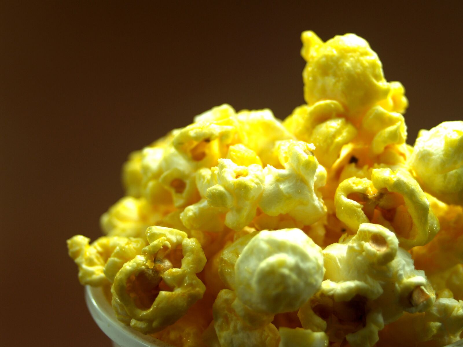 Olympus E-300 (EVOLT E-300) sample photo. Popcorn, corn, pop photography