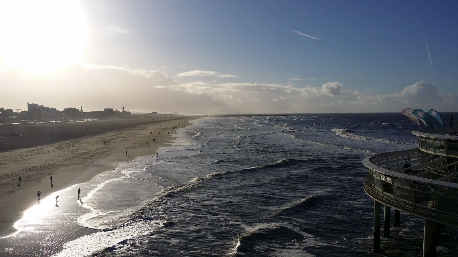 Samsung Galaxy S4 sample photo. Beach, blue, water, cloudy photography