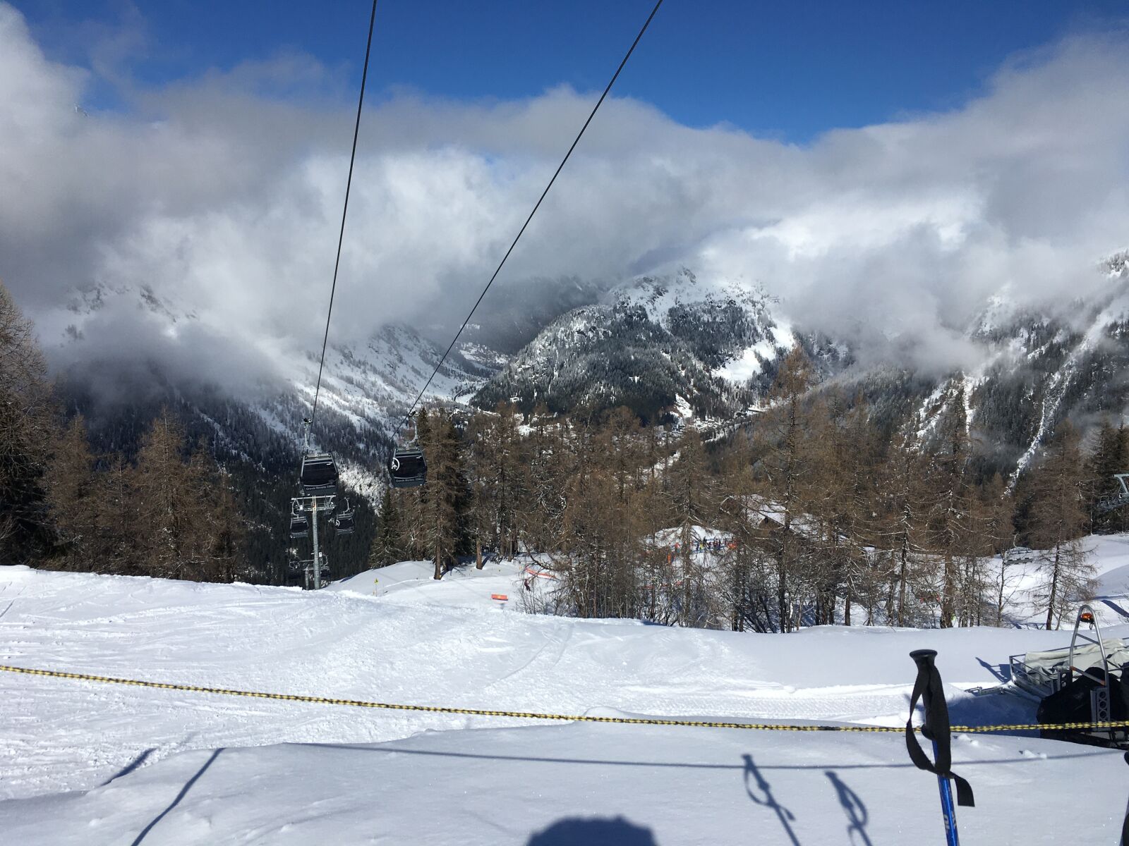 iPhone SE back camera 4.15mm f/2.2 sample photo. Skiing, grand montets, chamonix photography