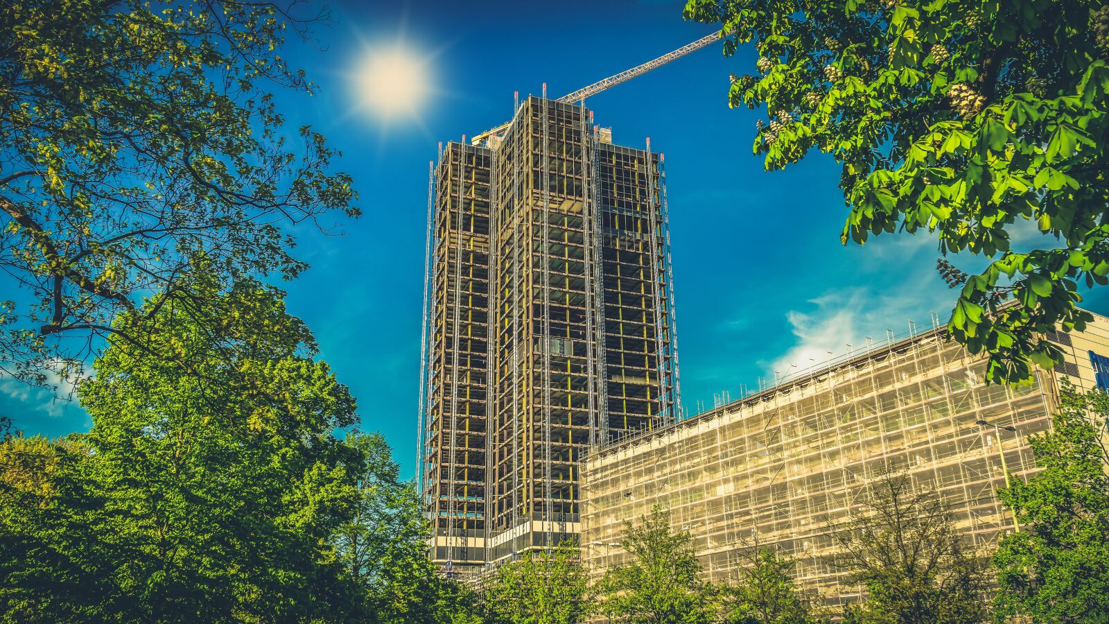 Sony a7 II + Sony FE 28-70mm F3.5-5.6 OSS sample photo. Steglitzer kreisel, site, berlin photography