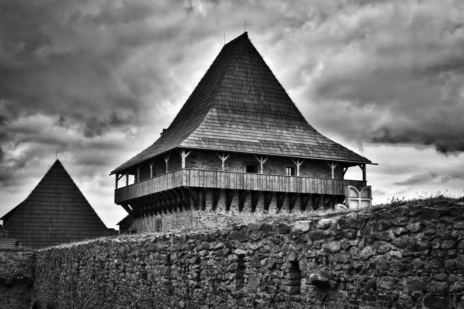 Canon EOS 650D (EOS Rebel T4i / EOS Kiss X6i) sample photo. Castle, castle lipnice, lipnice photography