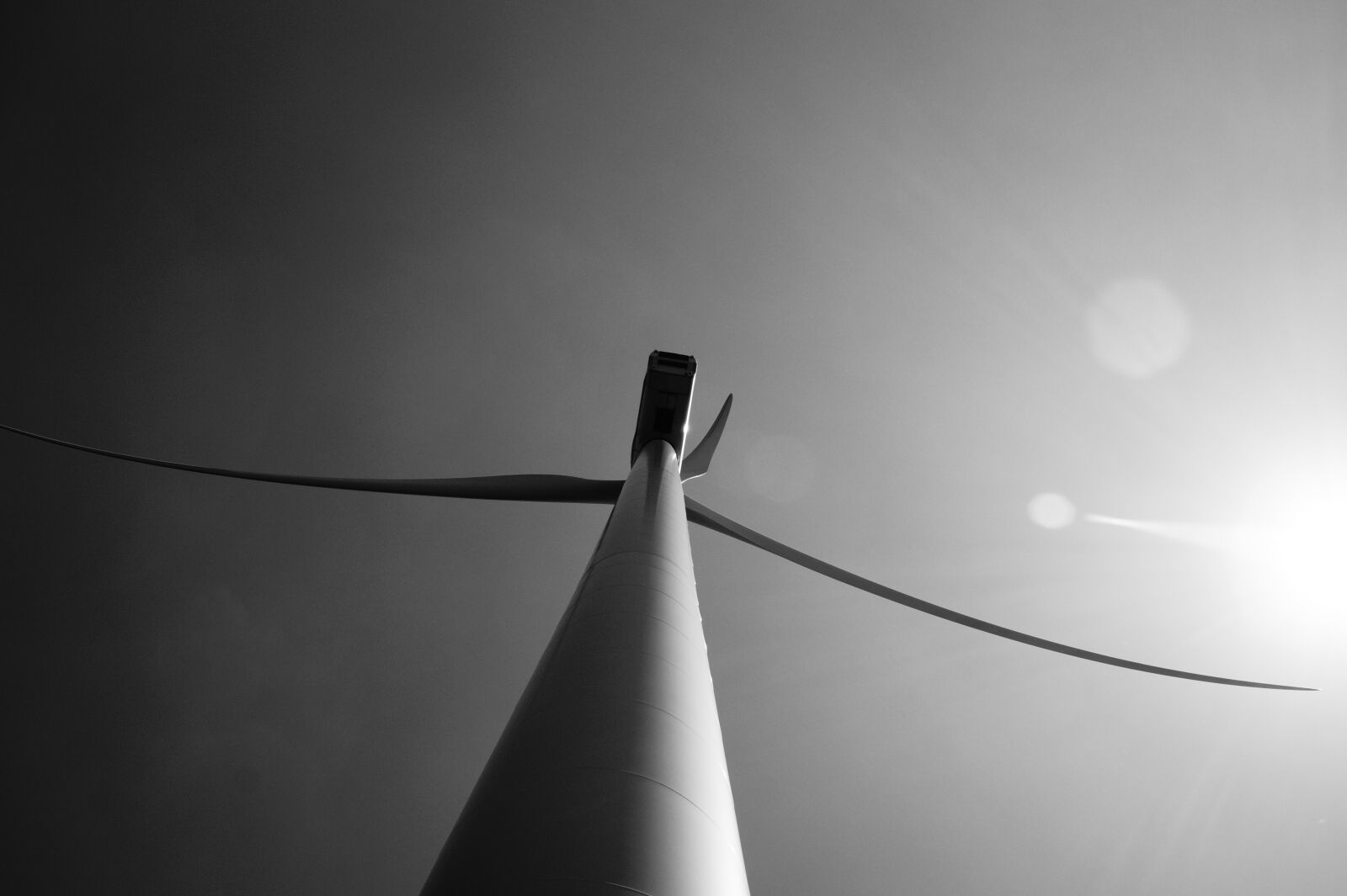Sony DT 18-55mm F3.5-5.6 SAM II sample photo. Lens flare, windmills, light photography