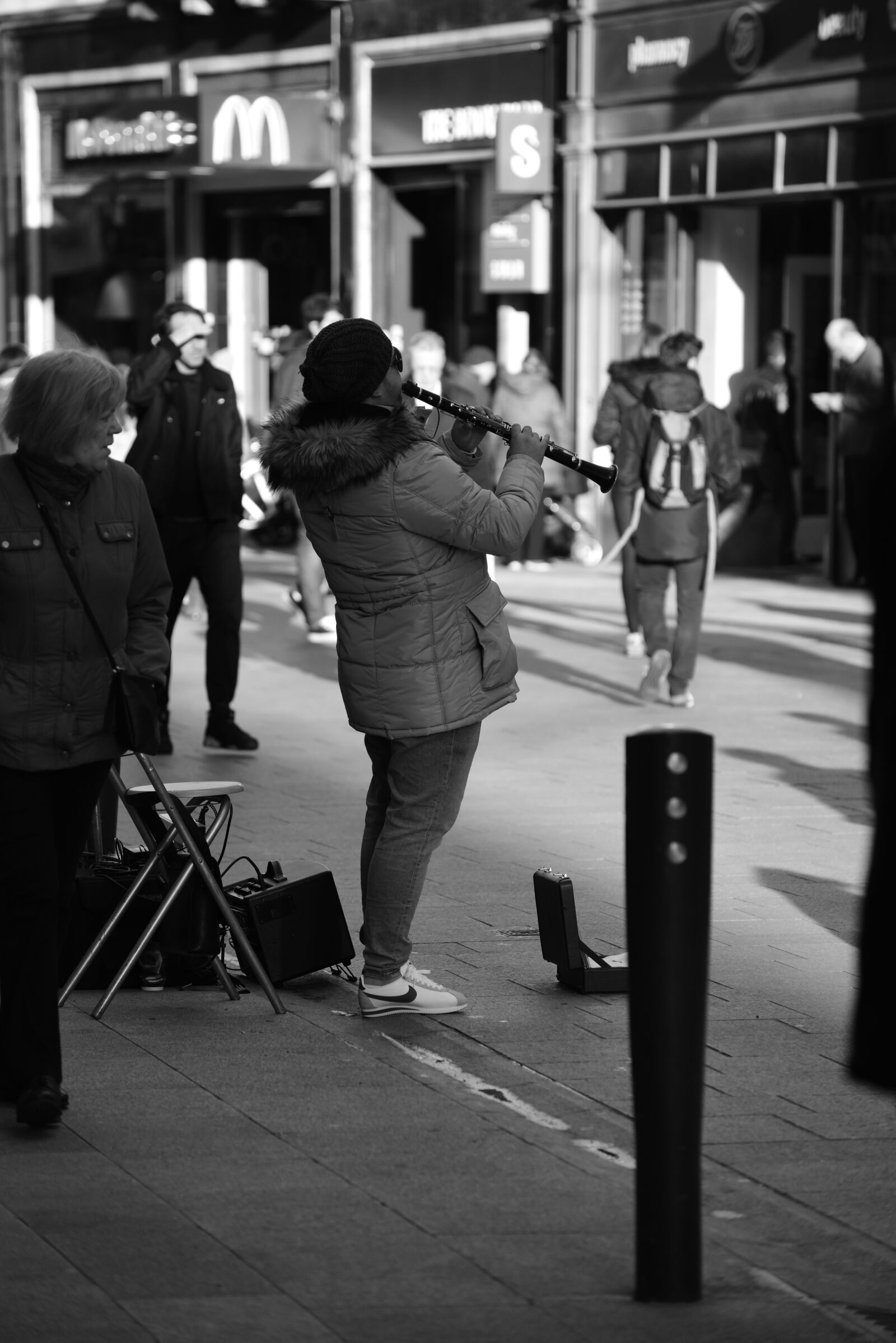 Nikon D810 sample photo. Musician, street, performance photography