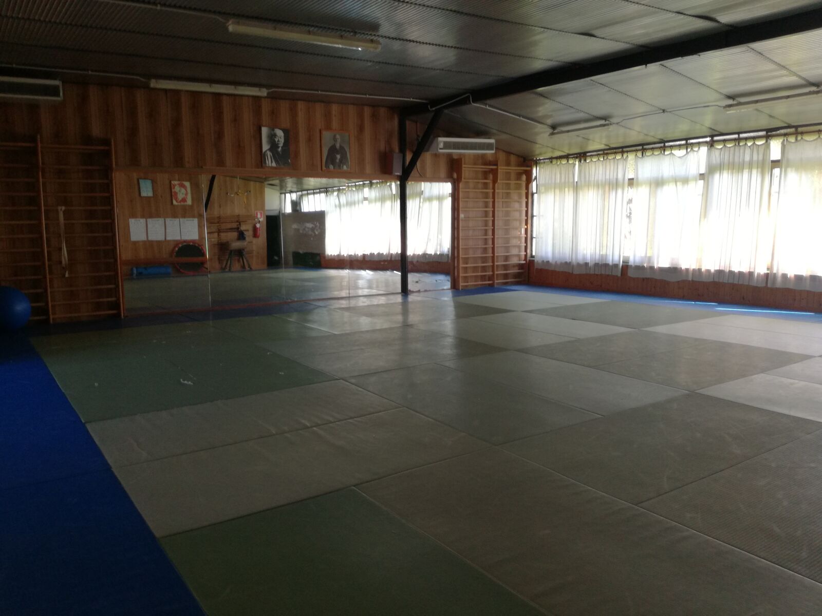 HUAWEI P9 LITE sample photo. Tatami, dojo, palestra photography