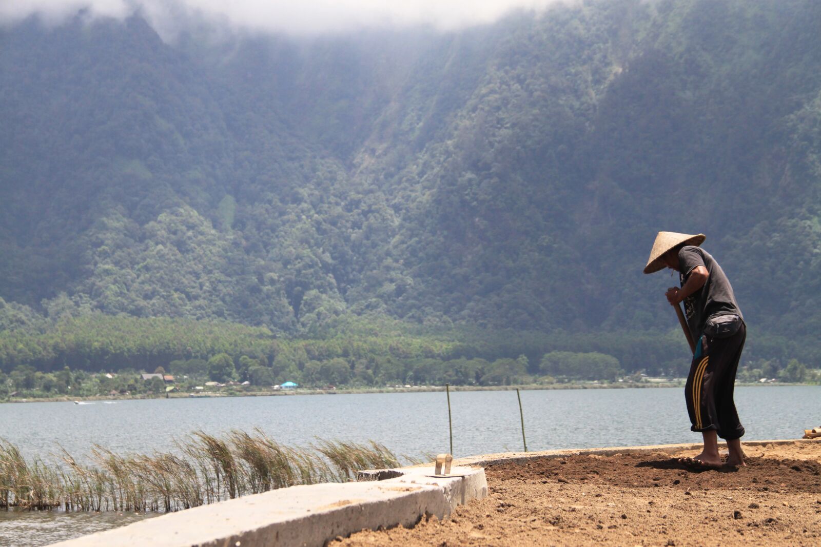 Canon EOS 500D (EOS Rebel T1i / EOS Kiss X3) sample photo. Water, panoramic, outdoors photography