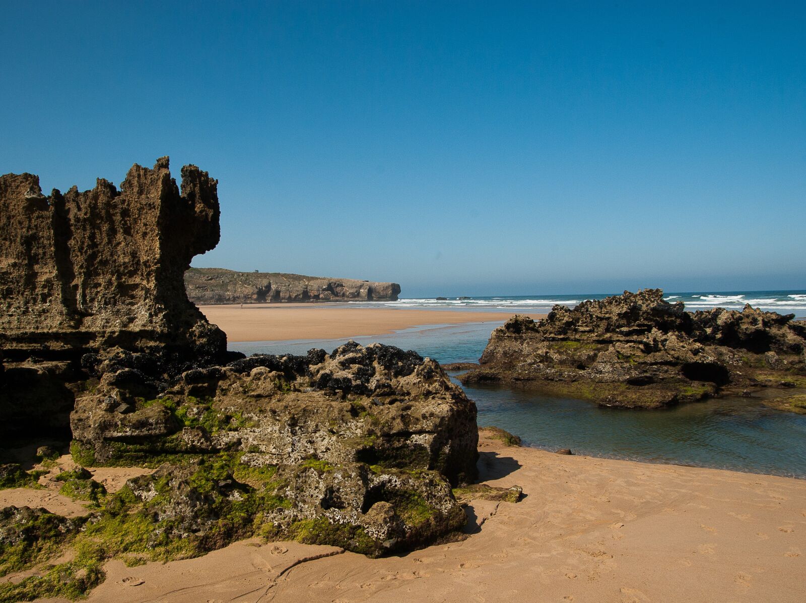 Pentax K10D sample photo. Ocean, beach, tide photography