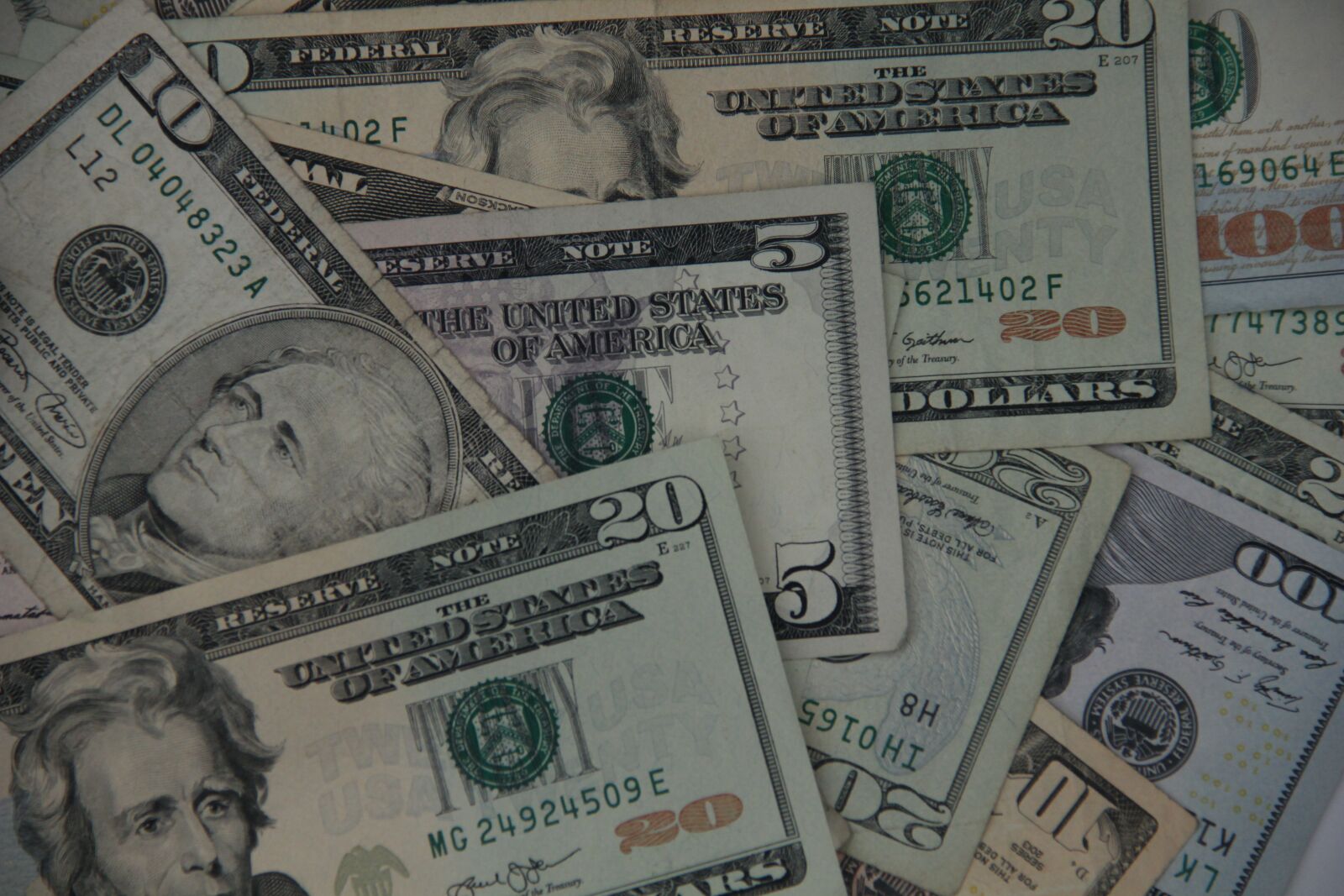 Canon EOS 550D (EOS Rebel T2i / EOS Kiss X4) sample photo. Money, cash, dollars photography