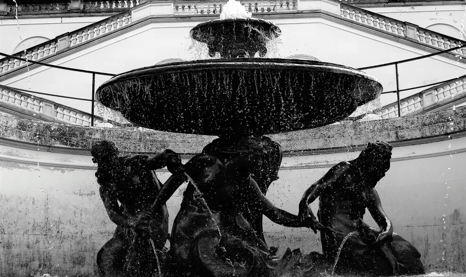 Panasonic DMC-TZ101 sample photo. Fountain, water games, drip photography