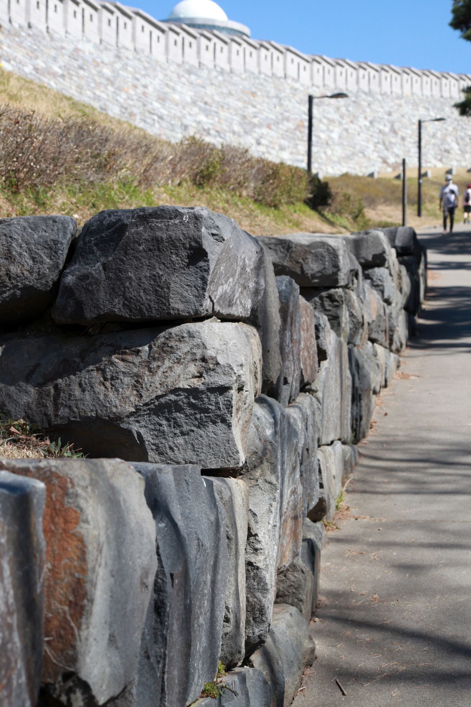 Canon EOS 5D Mark II sample photo. Stone wall, esplanade, gil photography