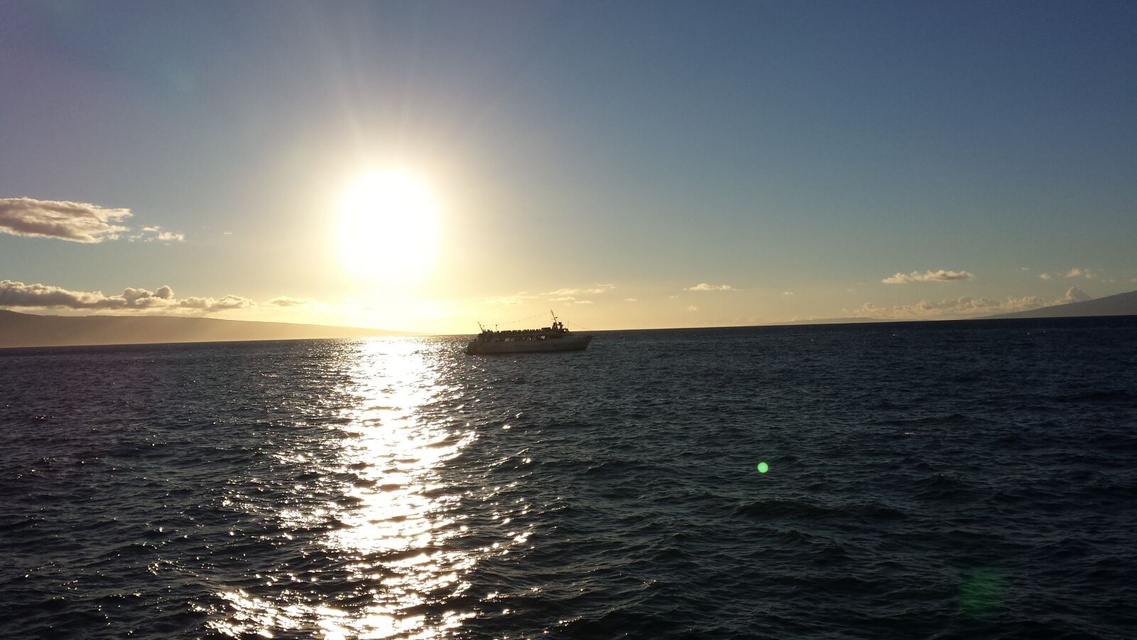 Samsung Galaxy S4 sample photo. Boat, ocean, sunset photography