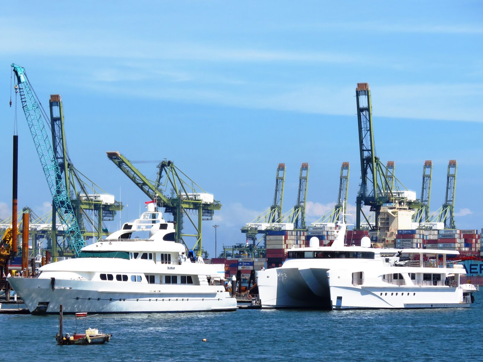 Canon PowerShot SX60 HS sample photo. Ship, harbor, shipyard photography