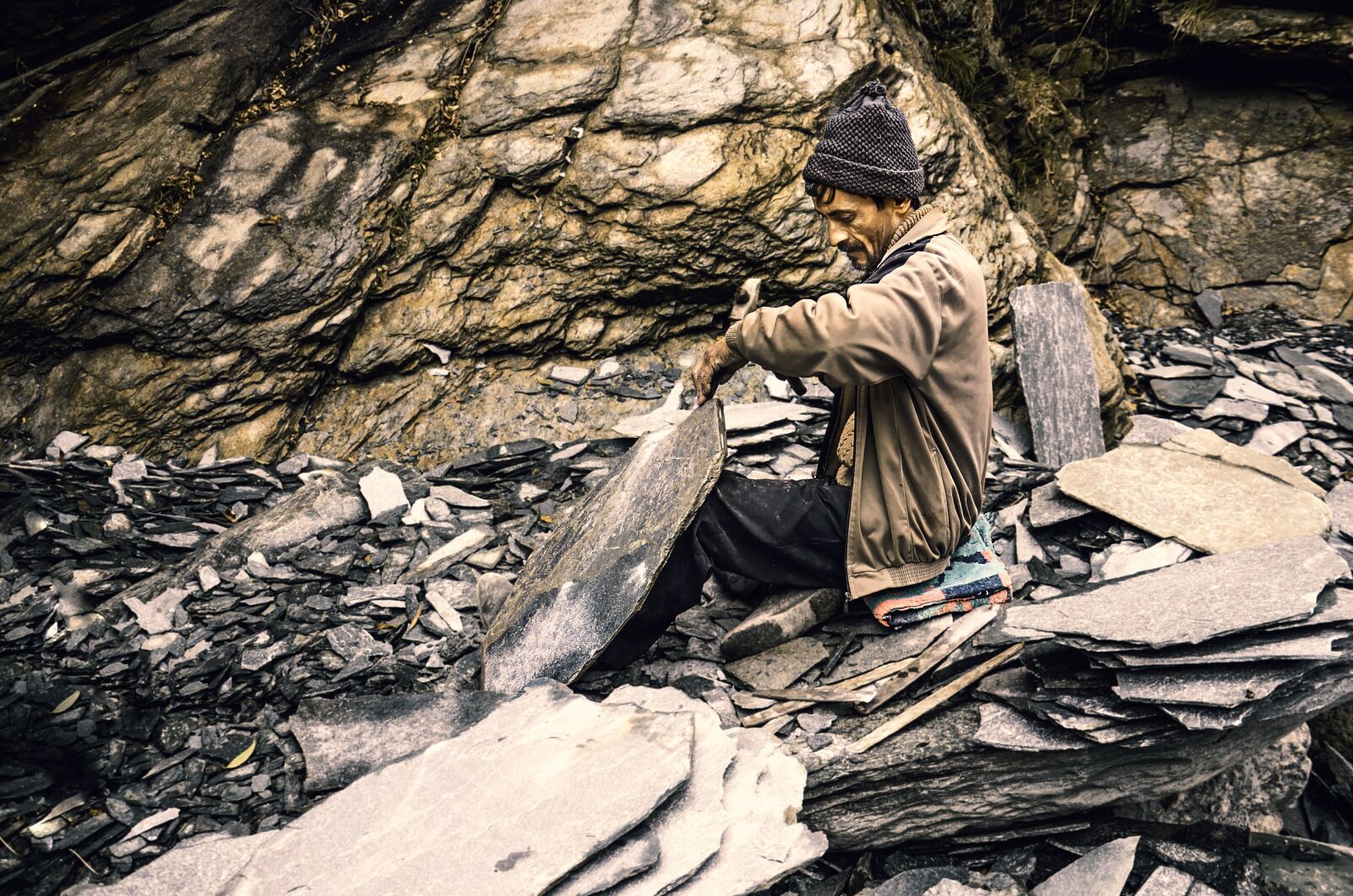 Nikon D7000 sample photo. Labor, india, stone carver photography