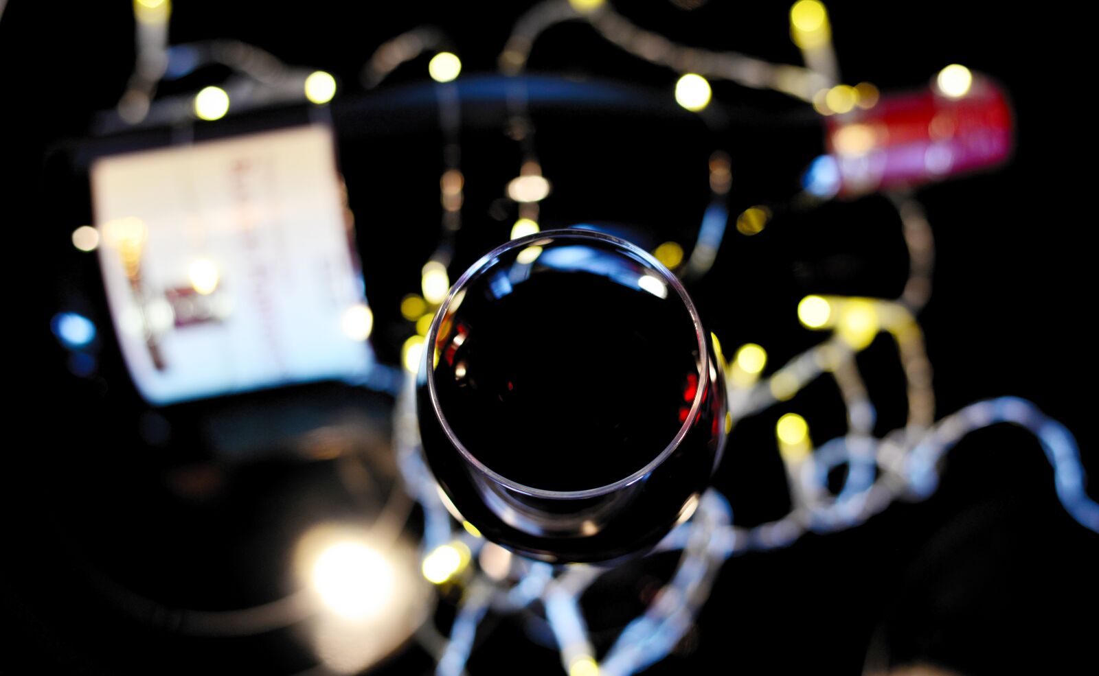 Nikon D610 sample photo. Wine glass, red wine photography
