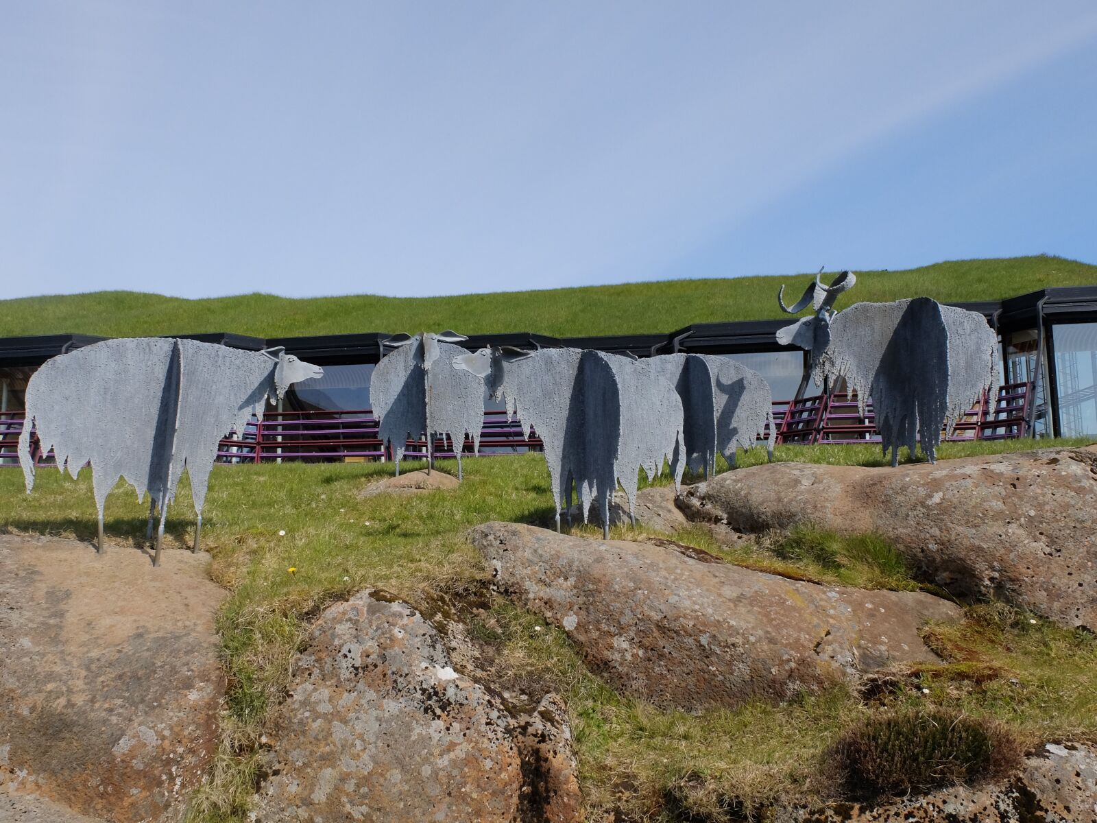 Fujifilm X30 sample photo. Nordic house, torshavn, faroe photography
