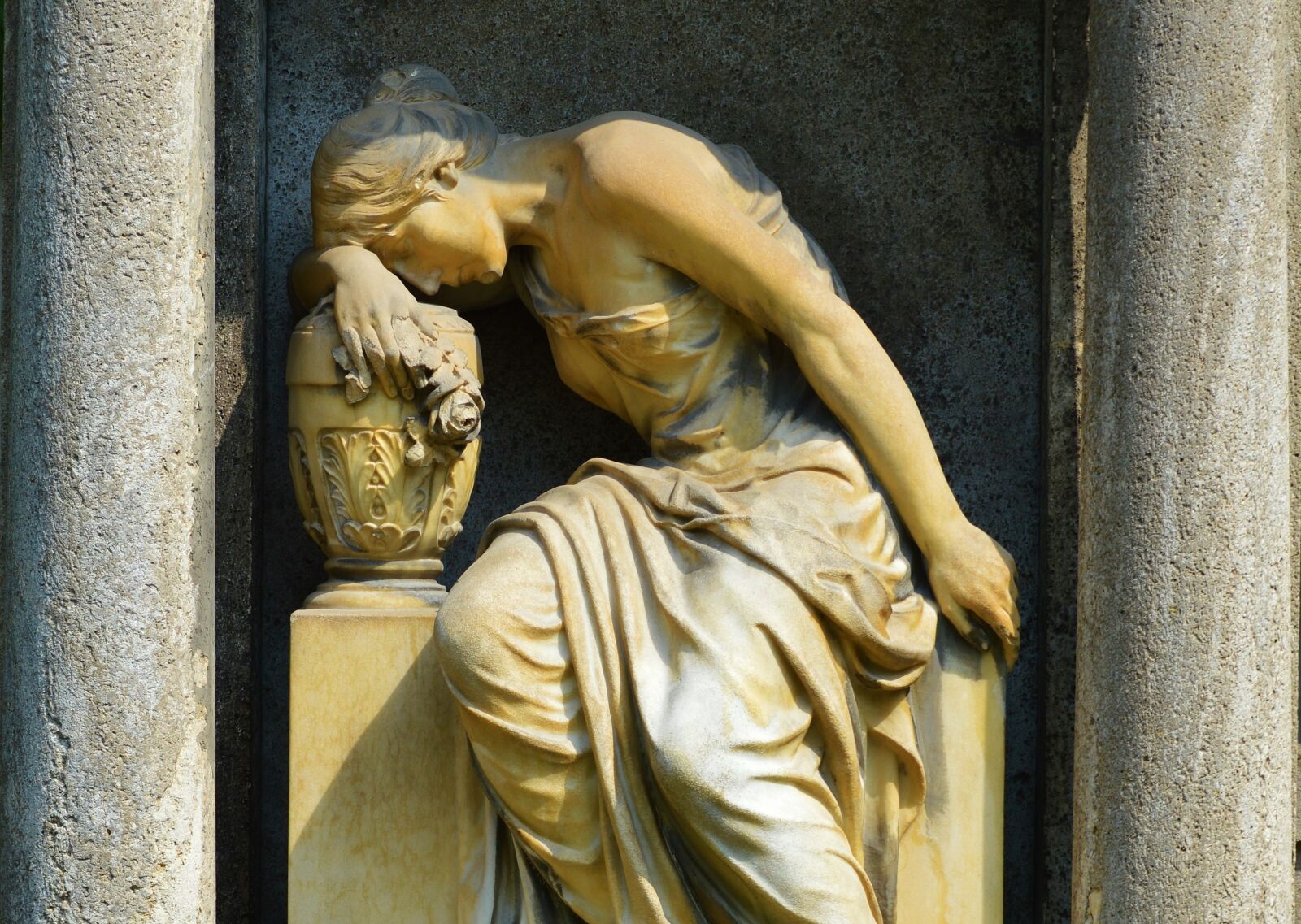 Nikon D3200 sample photo. Statue, figure, sculpture photography