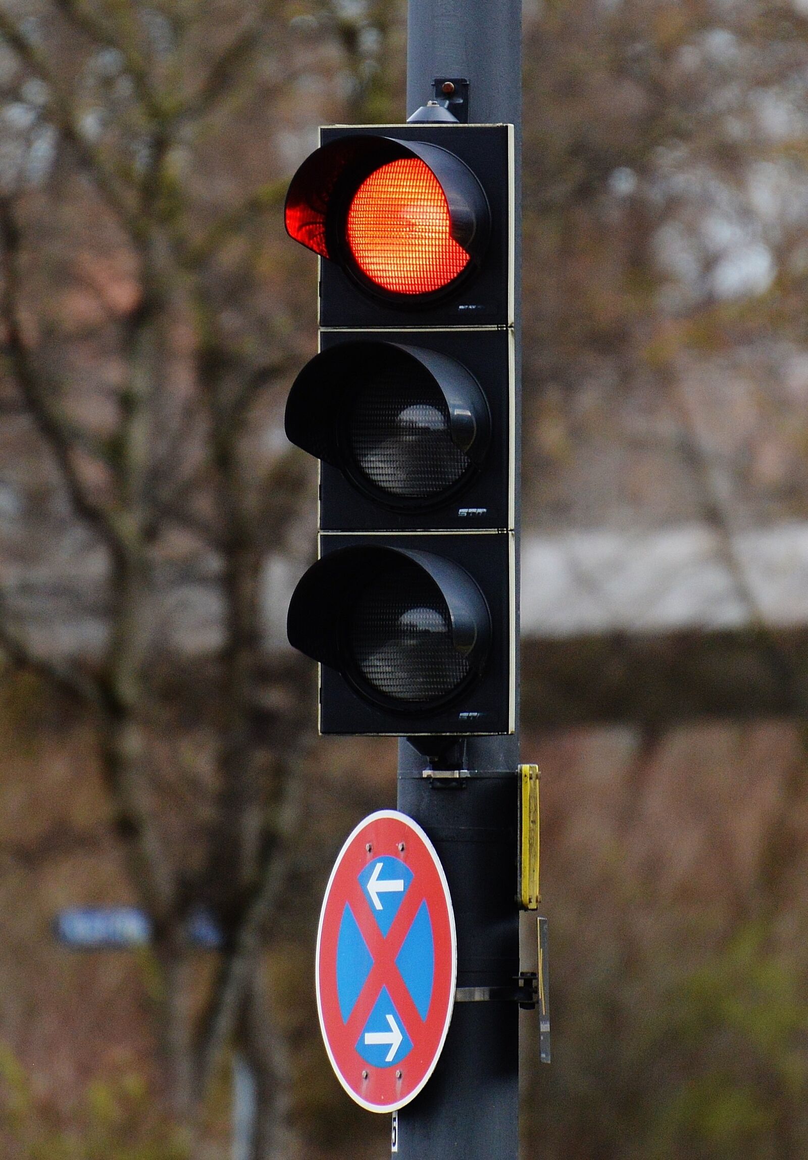Nikon D3200 sample photo. Traffic lights, red, road photography