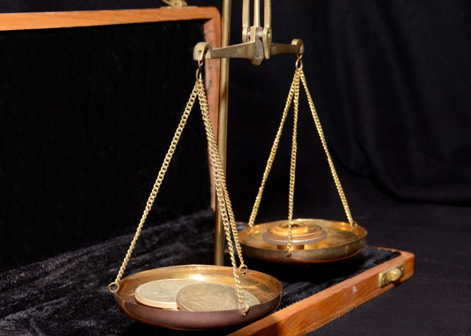 Nikon D7100 sample photo. Vintage, scale, balance photography