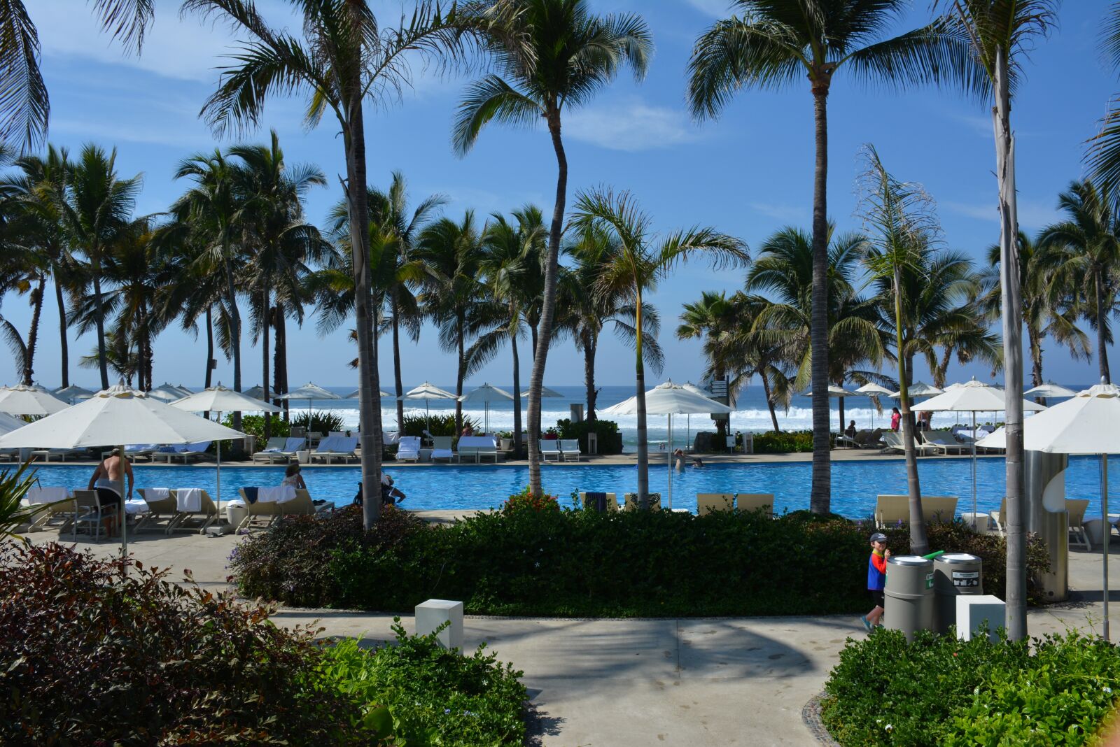 Nikon D7100 sample photo. Beach, resort, sea photography