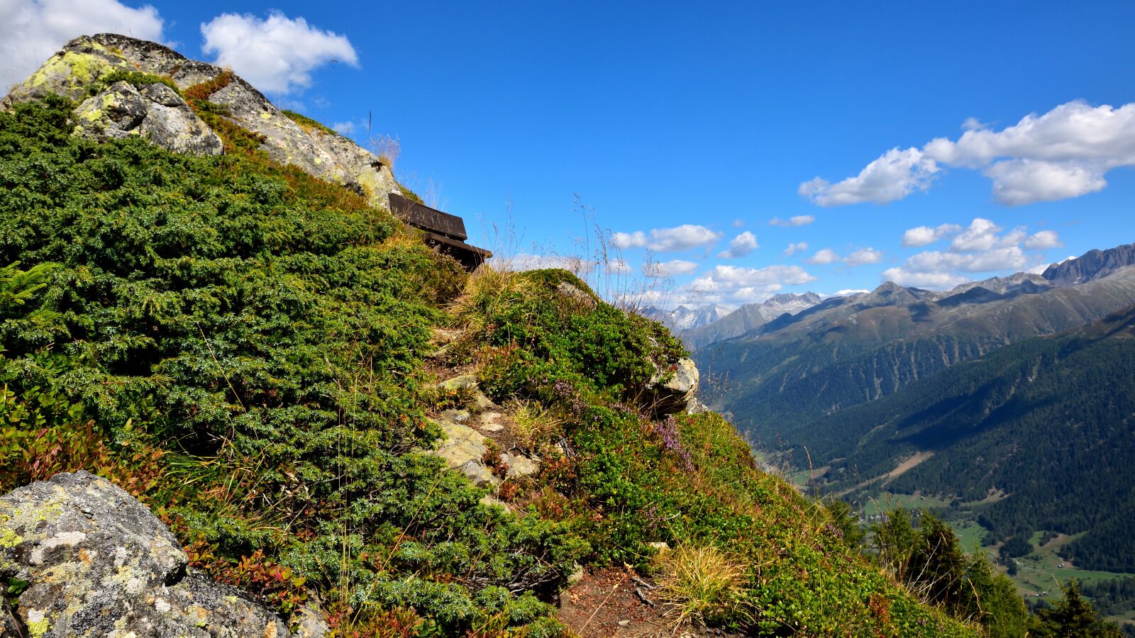 Nikon D5500 sample photo. Bank, view, mountains photography