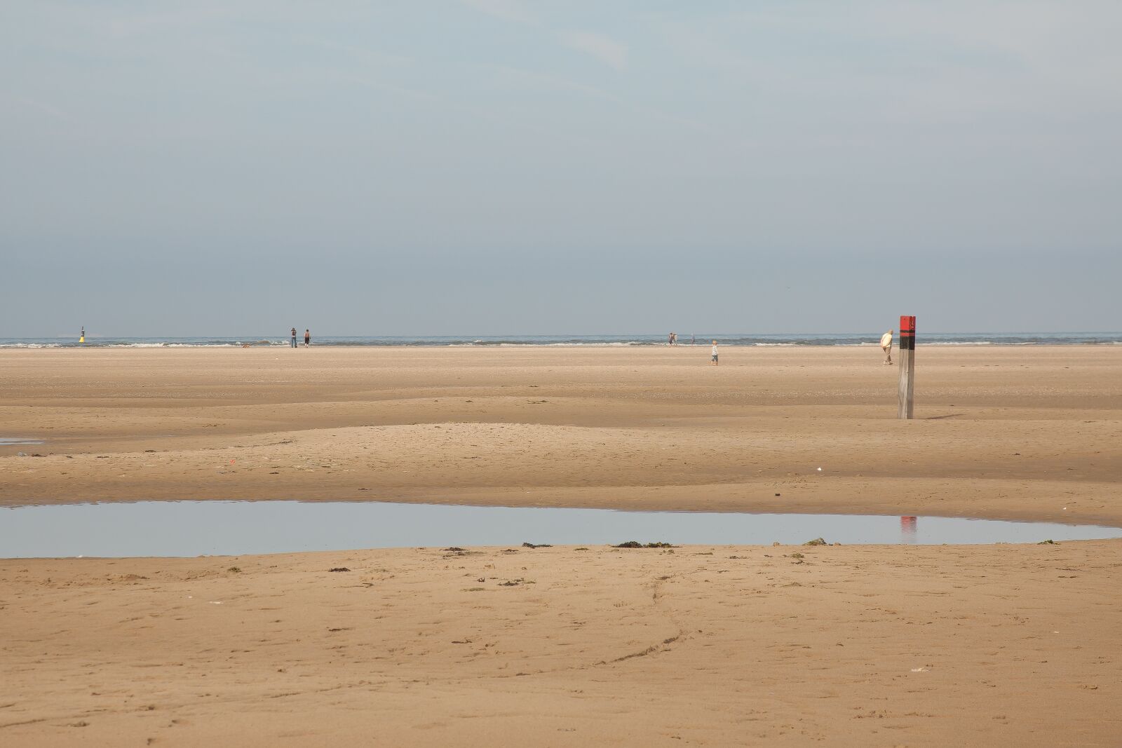 Canon EOS 50D + Canon EF 24-105mm F4L IS USM sample photo. Wave, beach, sand photography