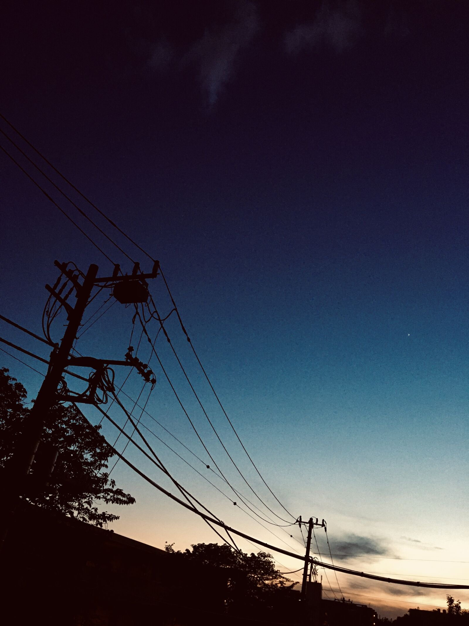 Apple iPhone 6s sample photo. At dusk, sunset photography