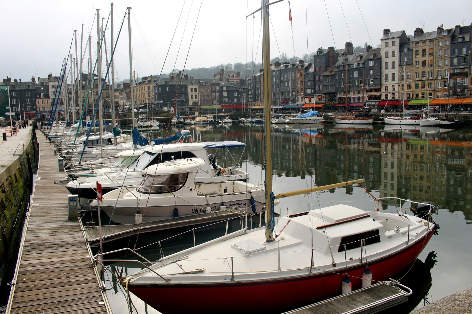 Canon EOS 700D (EOS Rebel T5i / EOS Kiss X7i) sample photo. France, honfleur, normandy photography