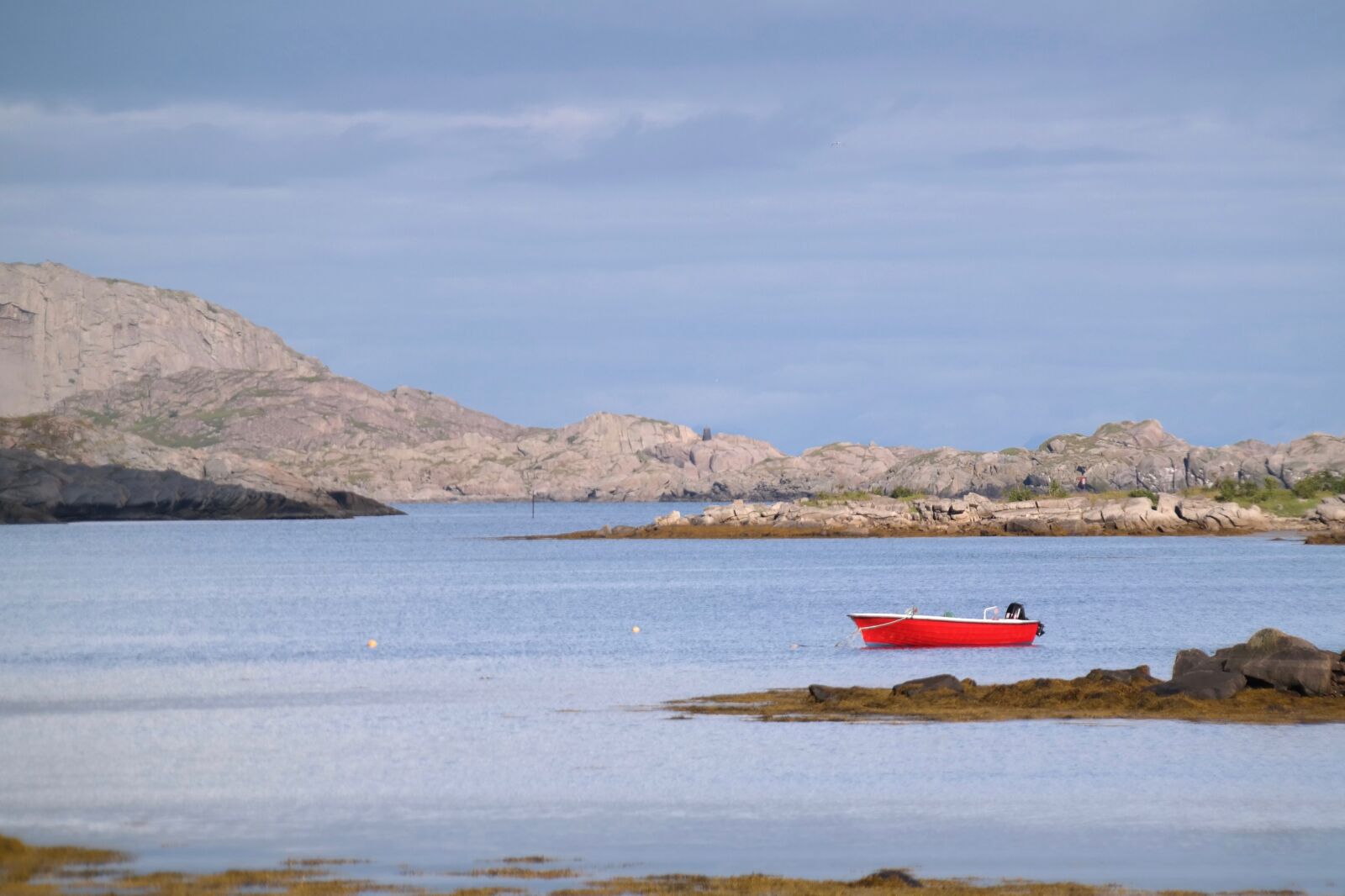 Samsung NX300 sample photo. Landscape, sea, boat photography