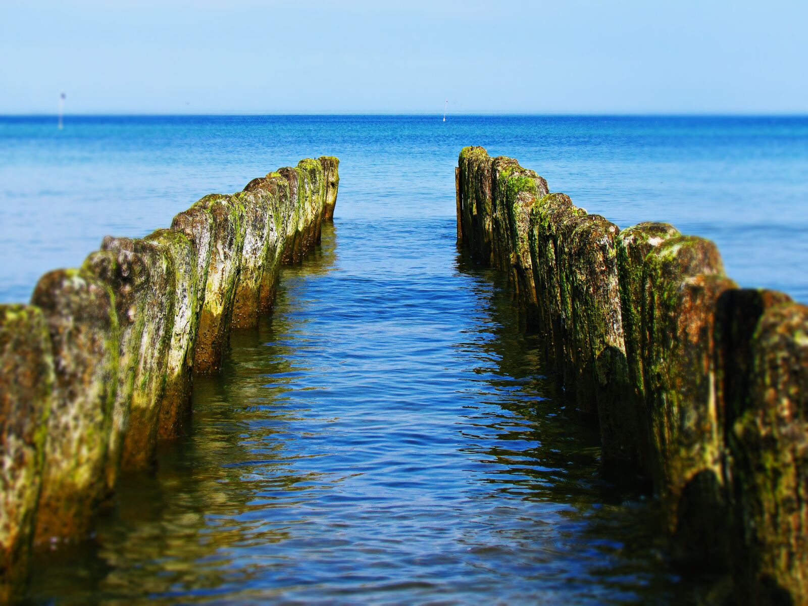 Canon PowerShot SX30 IS sample photo. Sea, water, pale photography