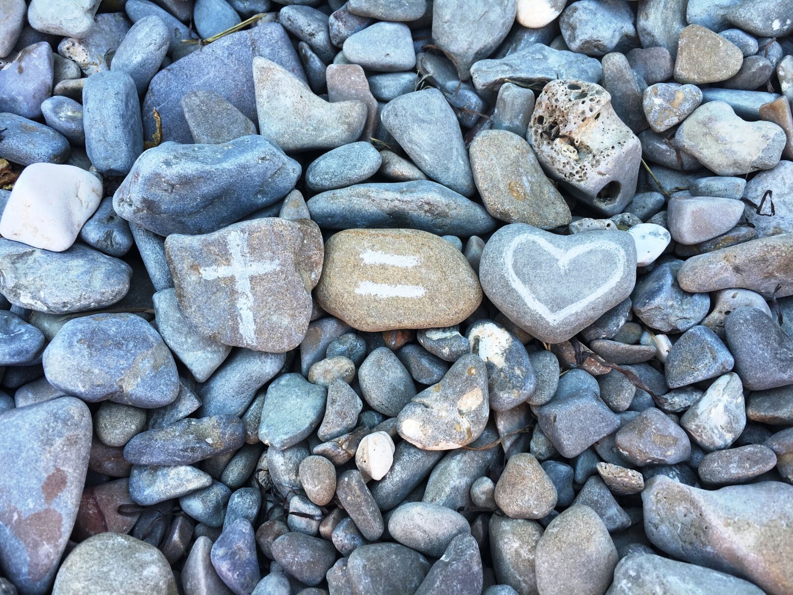 Apple iPhone 6s sample photo. The stones, cross, heart photography