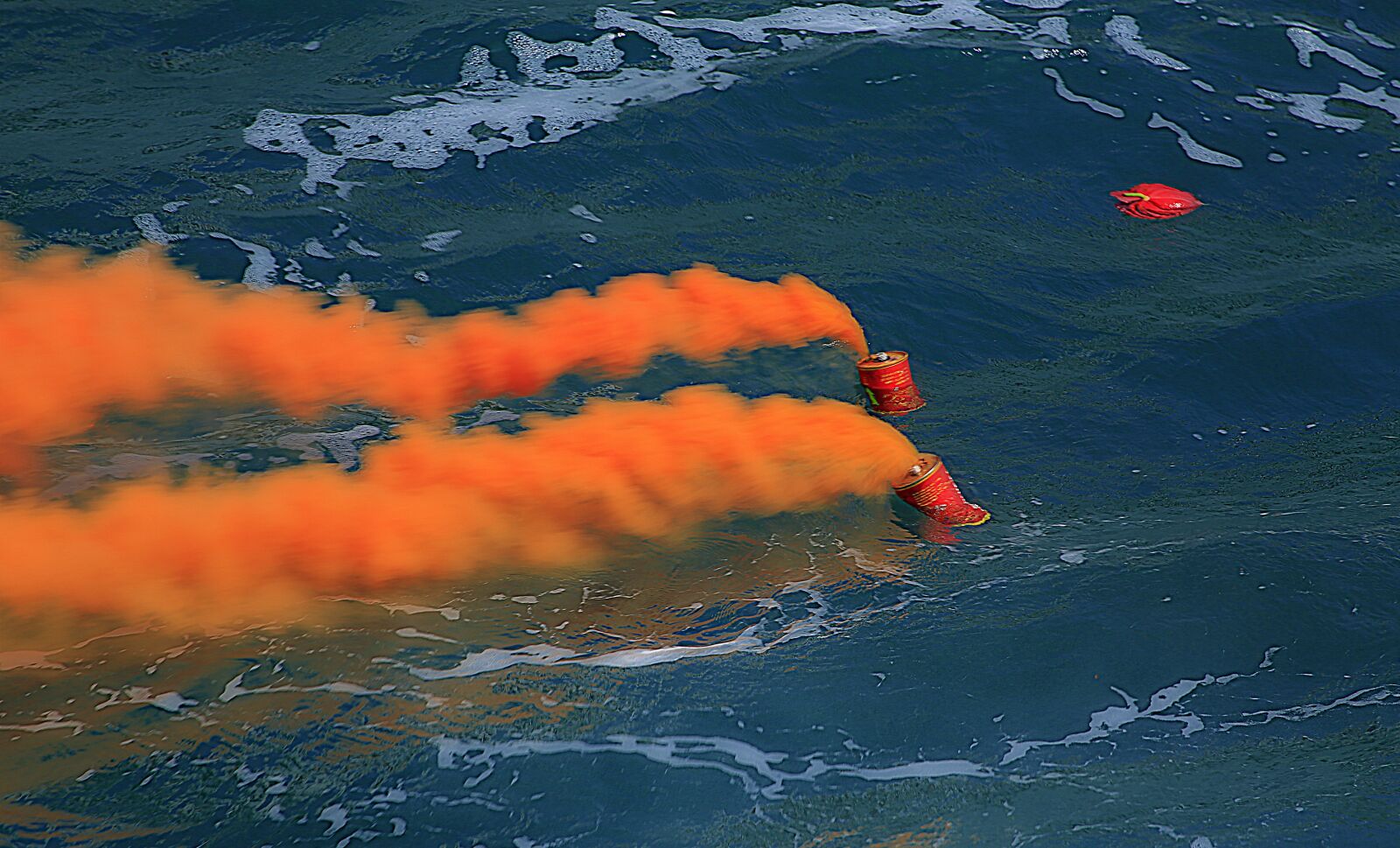 Canon EOS 5D Mark III sample photo. Ceremony, sea, smoke photography