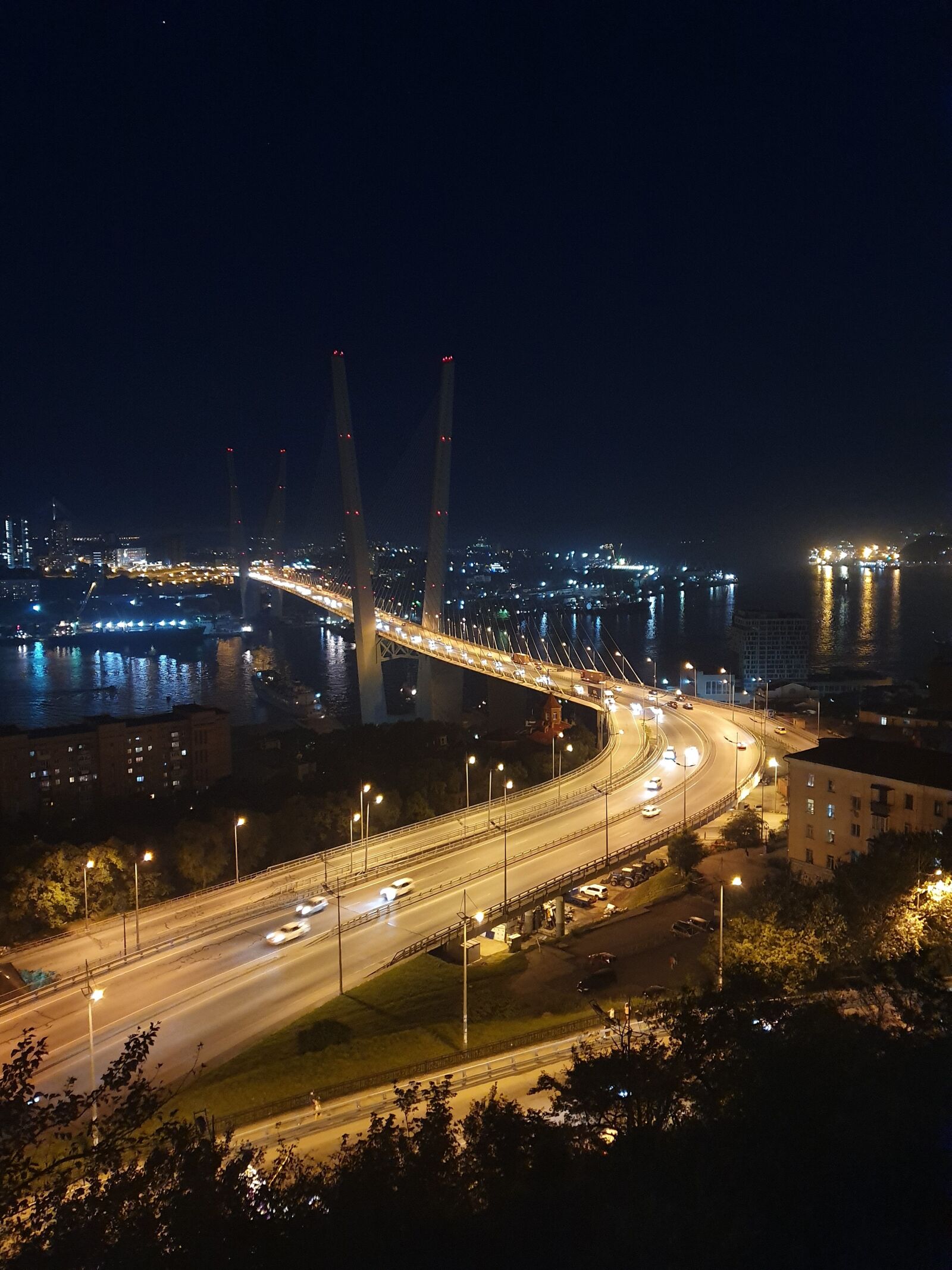 Samsung Galaxy S10 sample photo. Vladivostok, view, lounge photography
