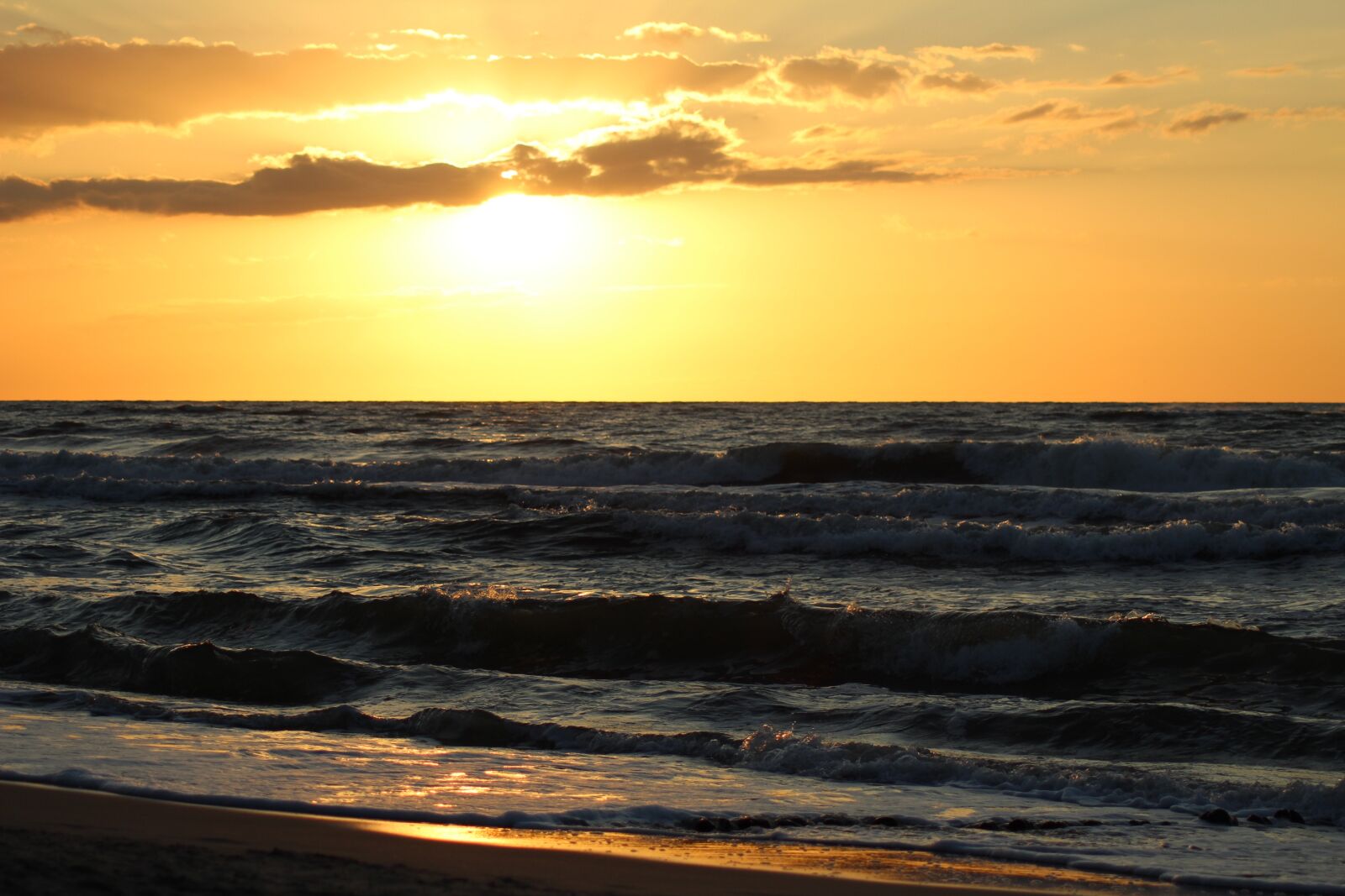 Canon EOS 1200D (EOS Rebel T5 / EOS Kiss X70 / EOS Hi) sample photo. Nastogadka, holidays, the coast photography