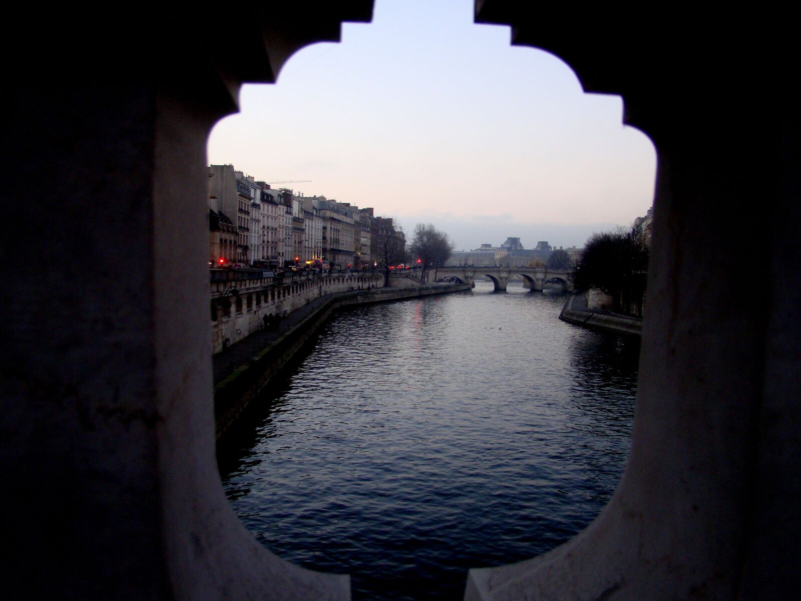 Sony Cyber-shot DSC-H50 sample photo. River seine, paris, sena photography