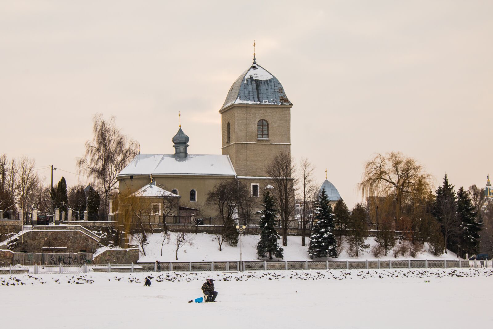 Canon EOS 750D (EOS Rebel T6i / EOS Kiss X8i) sample photo. Church, orthodox, ice fishing photography